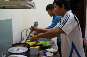 Unsere Guides beim Kochen